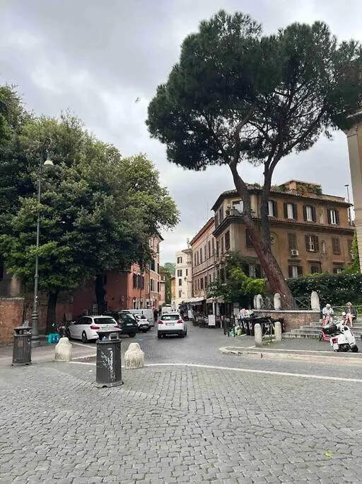 Casa Tasteverina Roma Apartment Italy