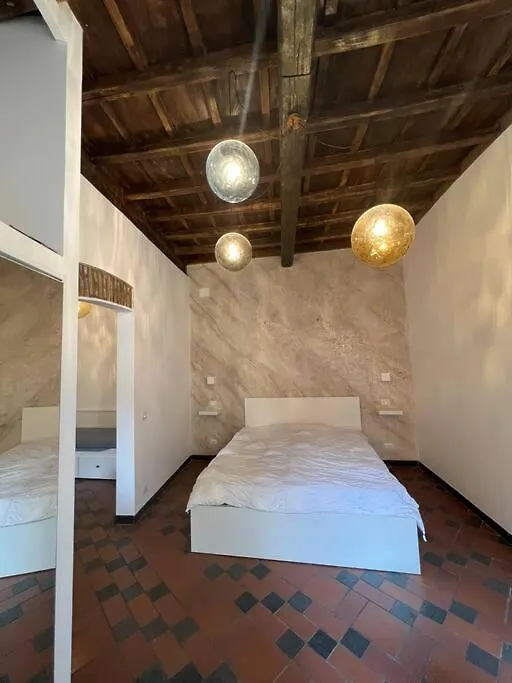 Casa Tasteverina Roma Apartment Italy