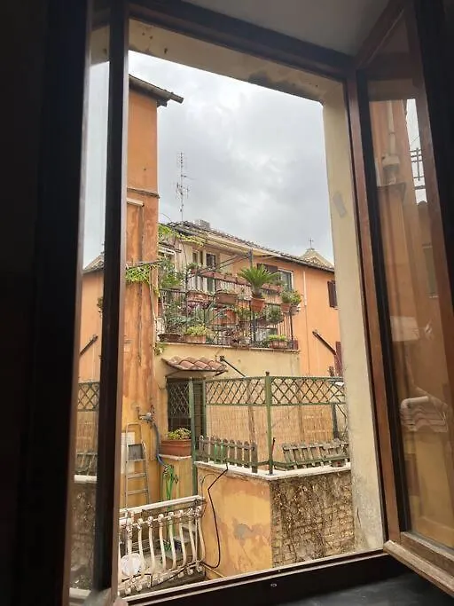 Casa Tasteverina Roma Apartment Italy